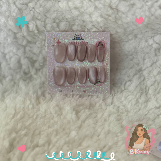 Mauve Cat Eye Press-On Nail Kit