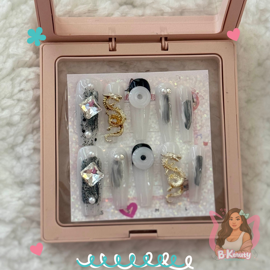 Dragon Veil Press-On Nail Kit